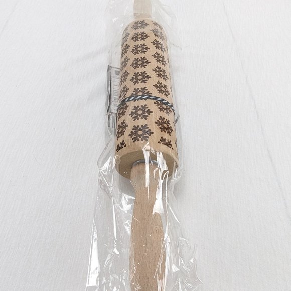 Gia Roma Beech Wood Rolling Pin & Cookie Cutter Snowflakes Handmade New - Picture 5 of 5